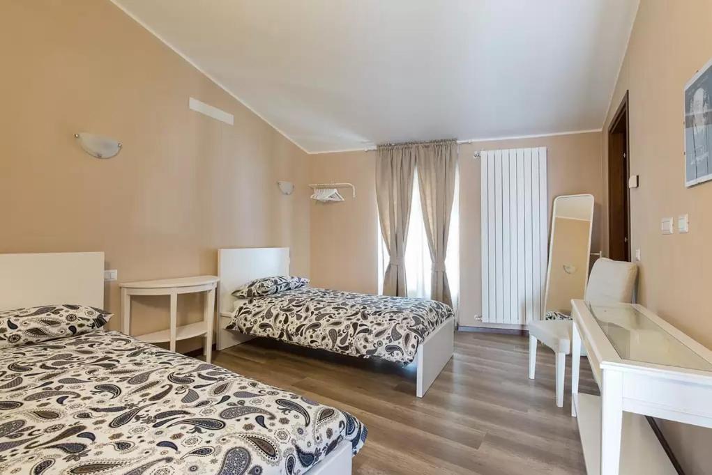 Villa Mereghetti Corbetta Ngoại thất bức ảnh